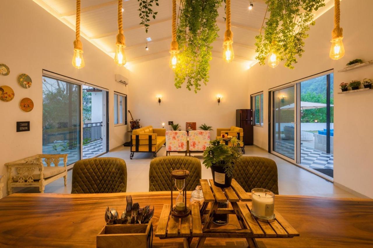 Saffronstays Turquoise Maison, Karjat Kültér fotó