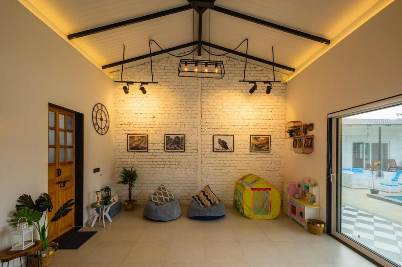Saffronstays Turquoise Maison, Karjat Kültér fotó