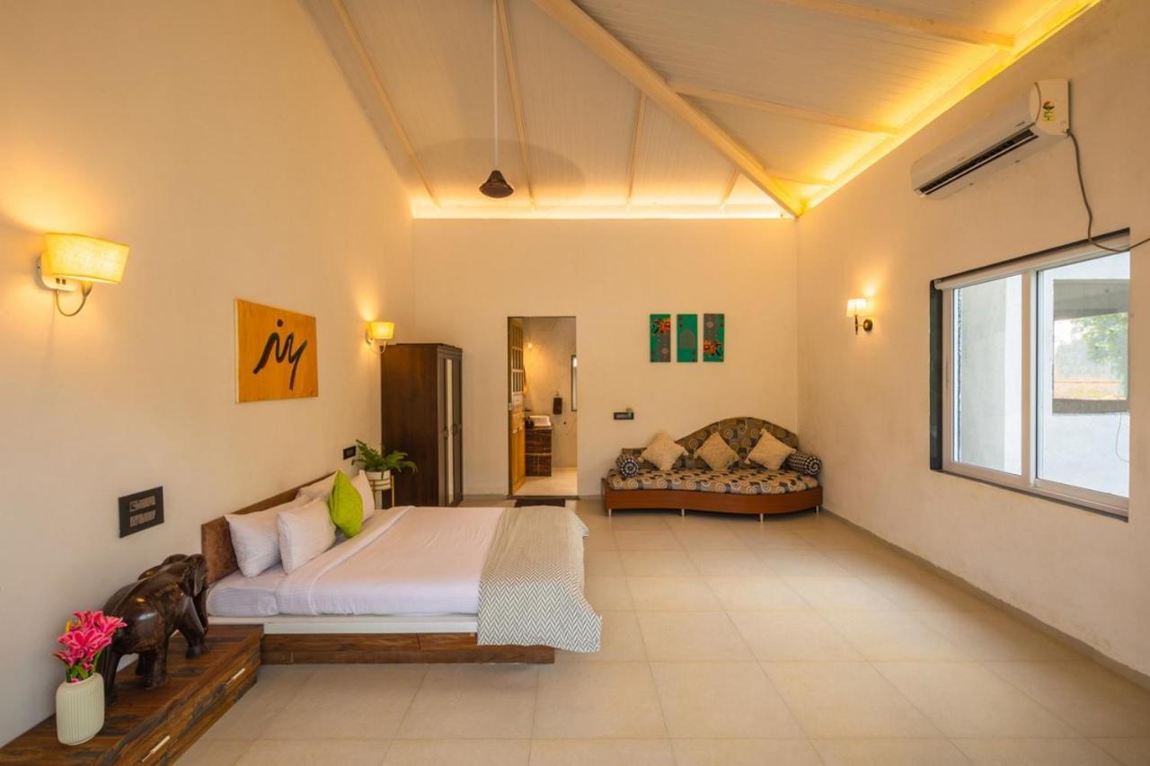 Saffronstays Turquoise Maison, Karjat Kültér fotó